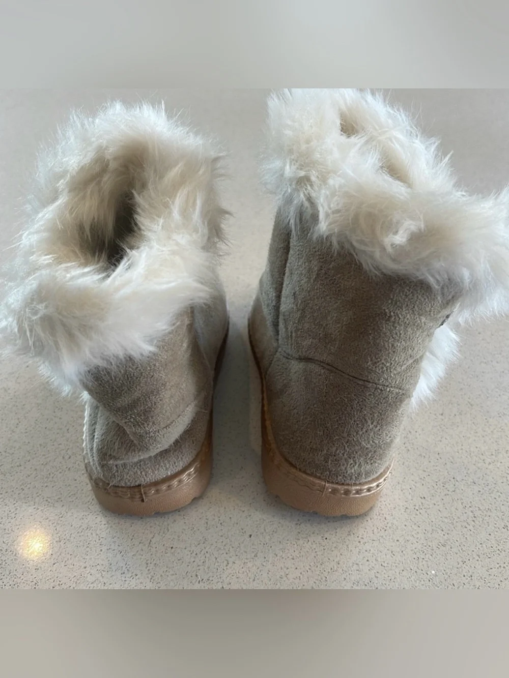 China Buttons City Toddler Girls Boots, Tan, Fleece Lined Size 26M